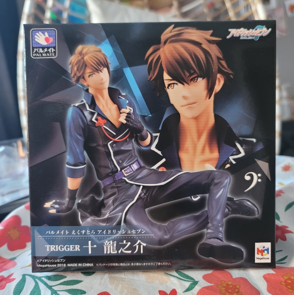 IDOLISH7 / TRIGGER - Palmate Figure Ryunosuke Tsunashi